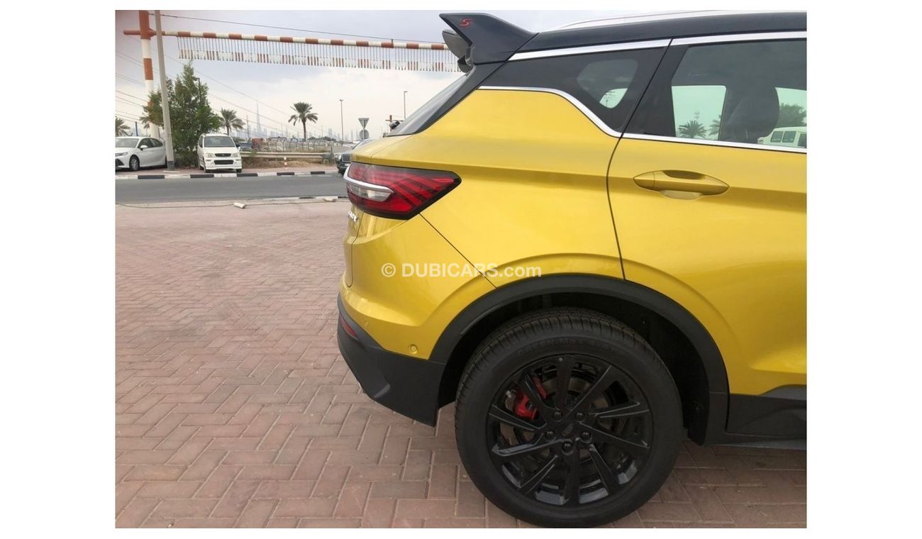 Geely Coolray GEELY FL 2023 FULL OPTION 1.5 YELLOW AND DARK SILVER