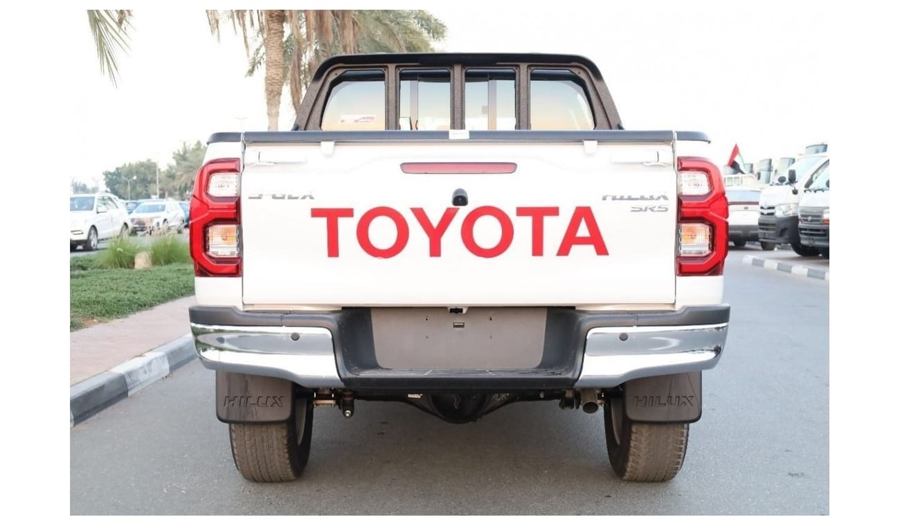 Toyota Hilux TOYOTA_HILUX_2.7L_2024_FULL_OPTIOS_SAUDI_AUTOMATIC