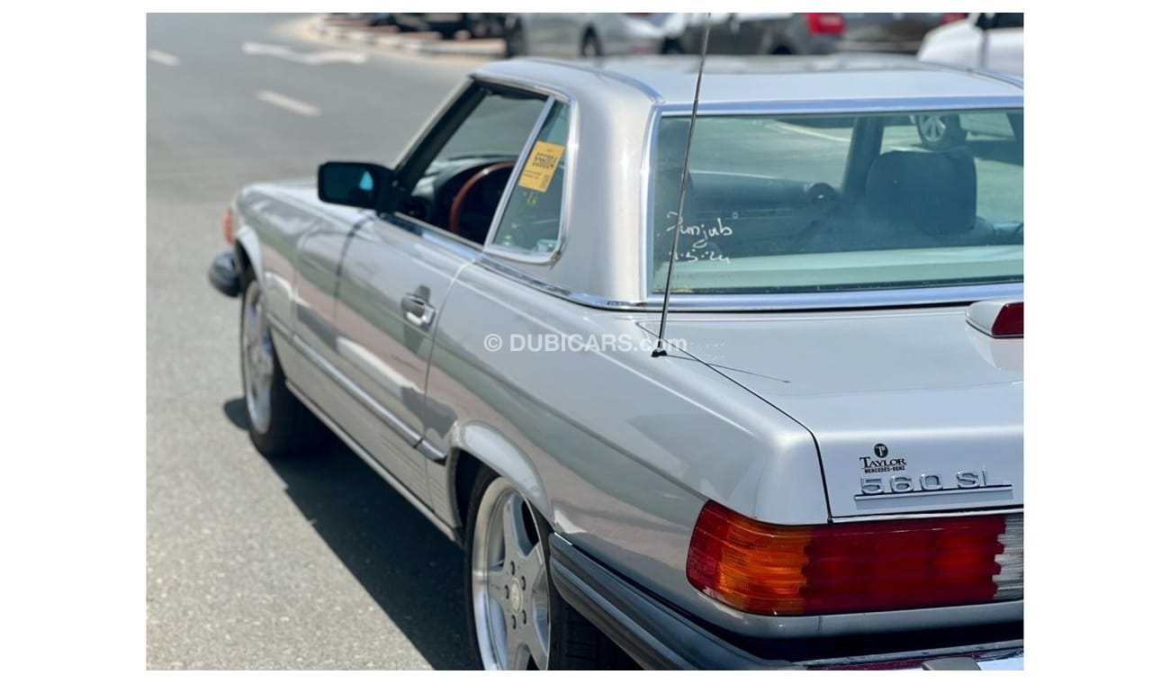 مرسيدس بنز 560 CLASSIC MERCEDES BENZ SL 560 1986