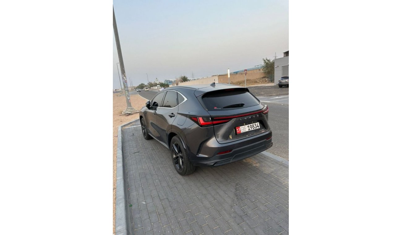 لكزس NX350