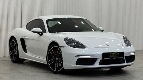 Porsche 718 Cayman S 2.5L A/T 2017 Porsche 718 Cayman S, Service History, GCC