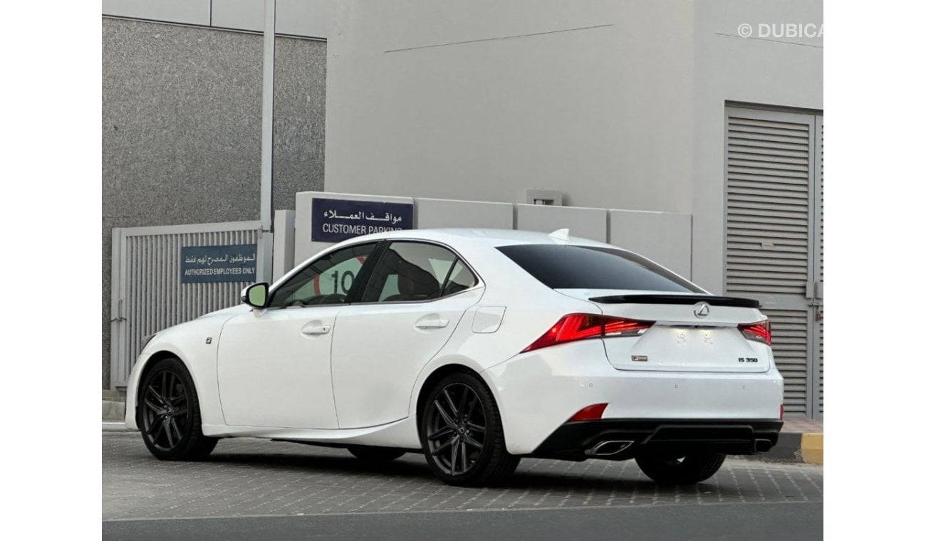 لكزس IS 300 LEXUS IS-300 F SPORT 2019 US GOOD CONDITION INSIDE OUT SIDE