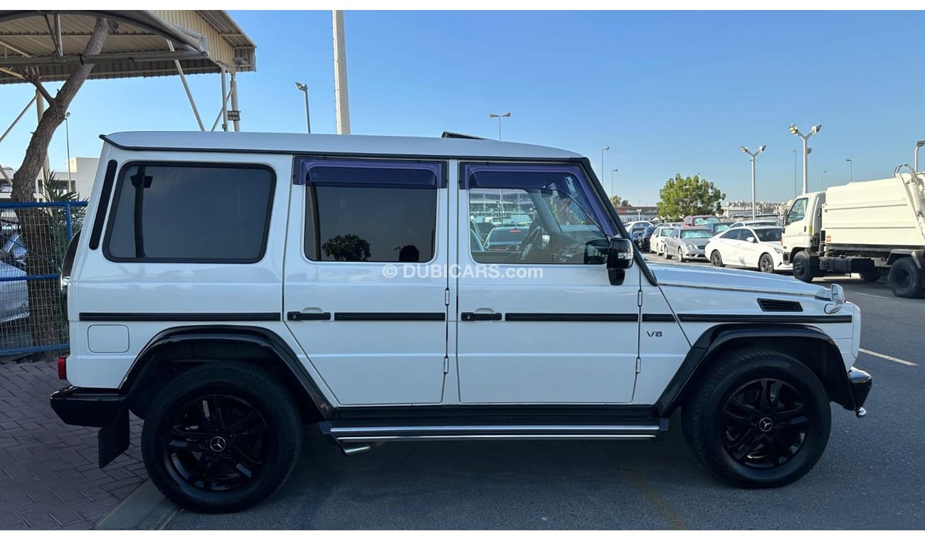 Mercedes-Benz G 550