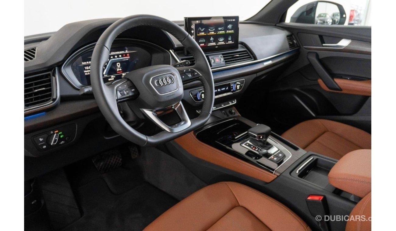 أودي Q5 2024 Audi Q5 45TSFI / Audi Warranty & Audi Service Contract