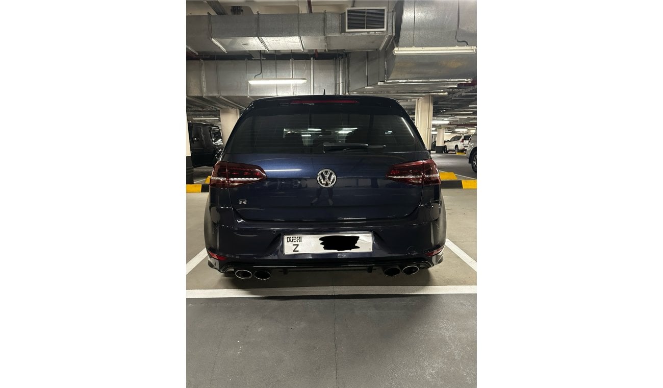 Volkswagen Golf R 2.0 R