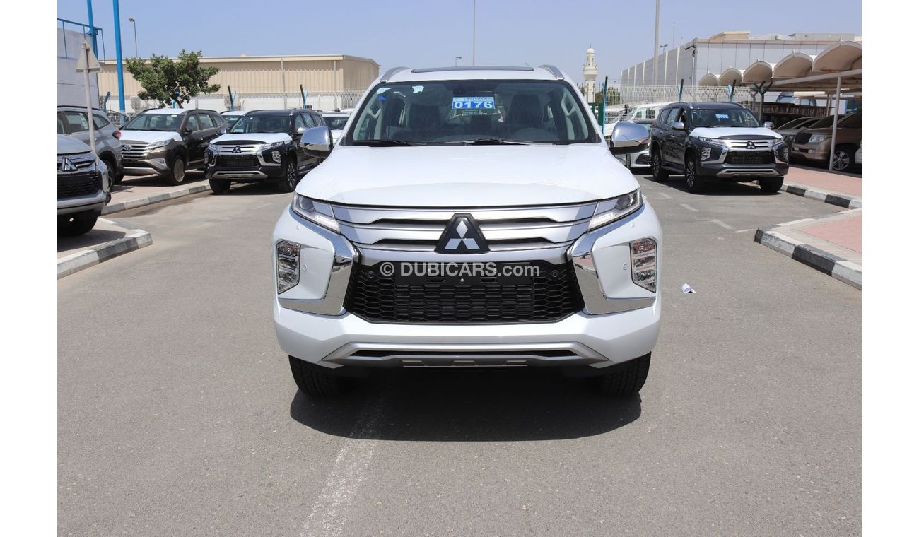 Mitsubishi Pajero SPORT 2.4 DIESEL,4WD, ELECTRIC SEAT, PUSH START, HEAD LIGHT WASHER, PADDLE SHIFTER, LEATHER SEATS, M