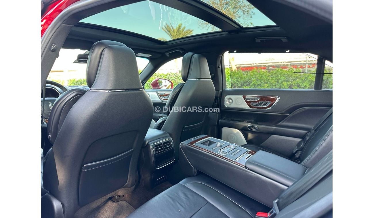 لينكولن كونتيننتال Presidential 3.0L Lincoln Continental Fully Loaded with Cooling Seats / GCC / 2017 / Single Owner / 