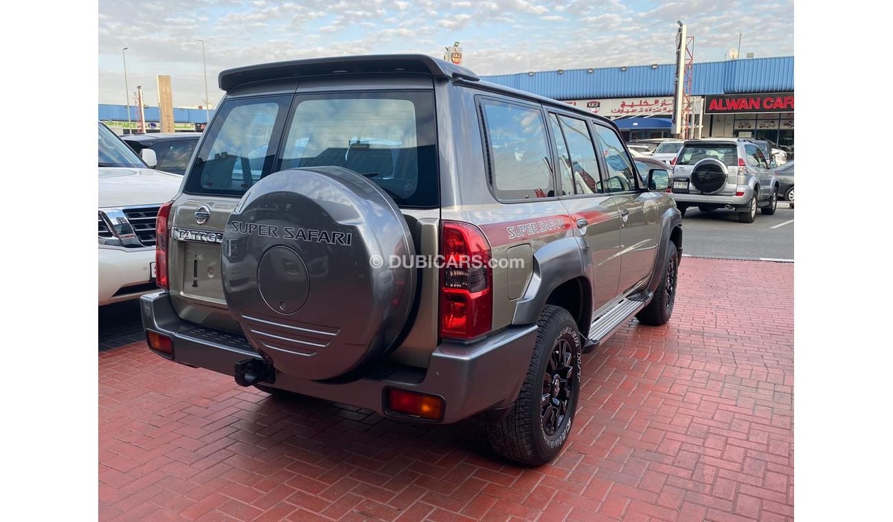 Nissan Patrol Super Safari Nissan Super Safari 2019 Golden