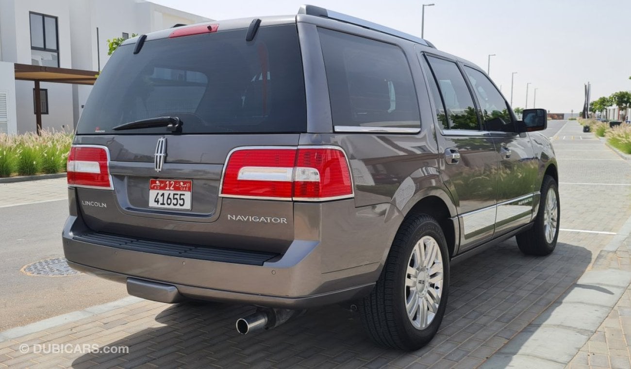 Lincoln Navigator L 5.4L RWD