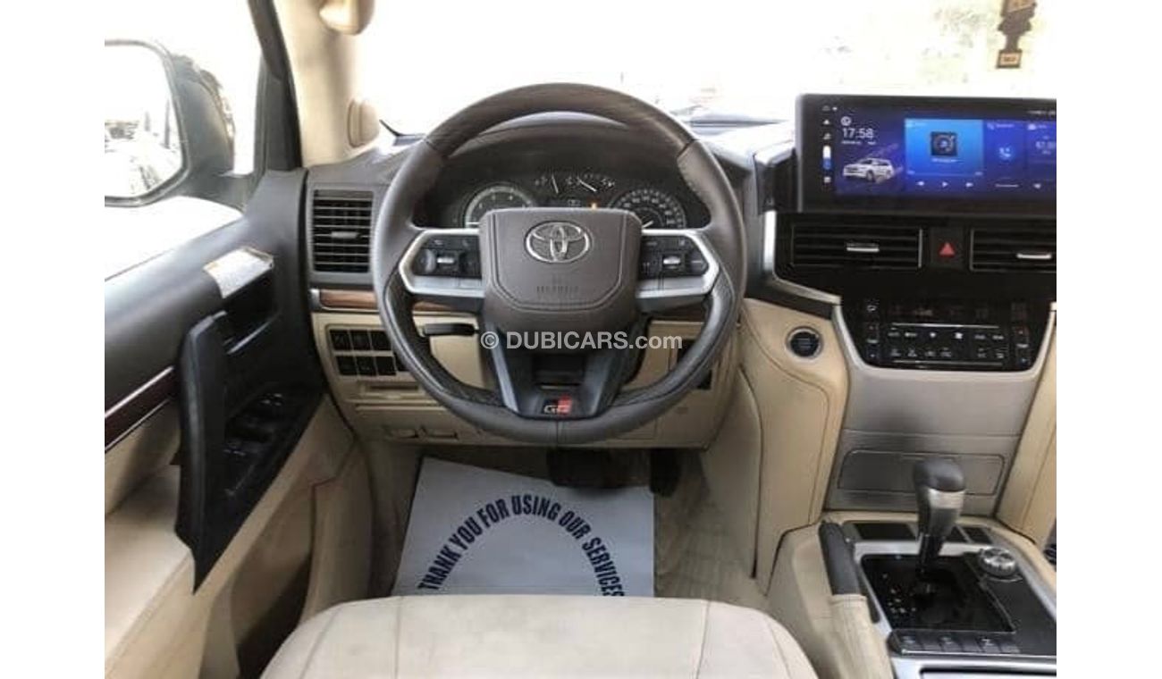 Toyota Land Cruiser GXR 2016 V8 modified to 2024 Full Option Very Clean Title