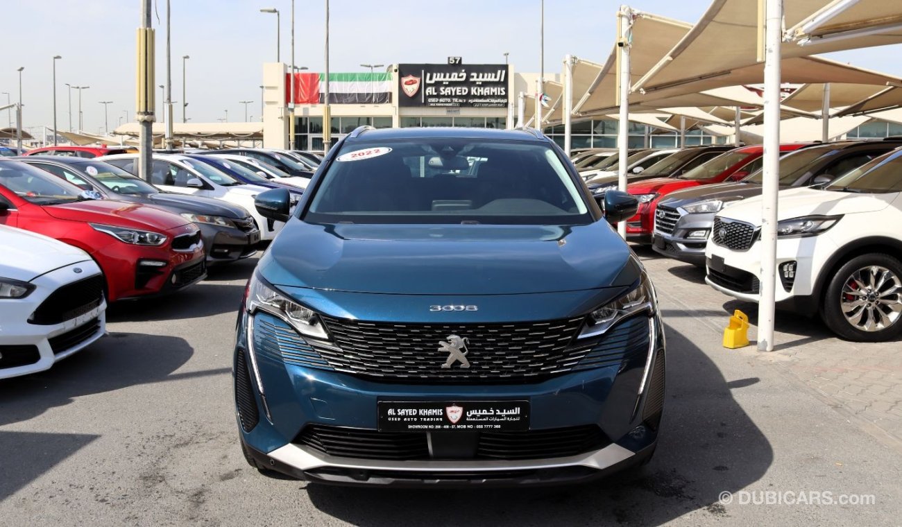 Peugeot 3008 Active+ ACCIDENTS FREE - GCC - ENGINE 1600 CC + TURBO - ORIGINAL PAINT - PERFECT CONDITION INSIDE OU