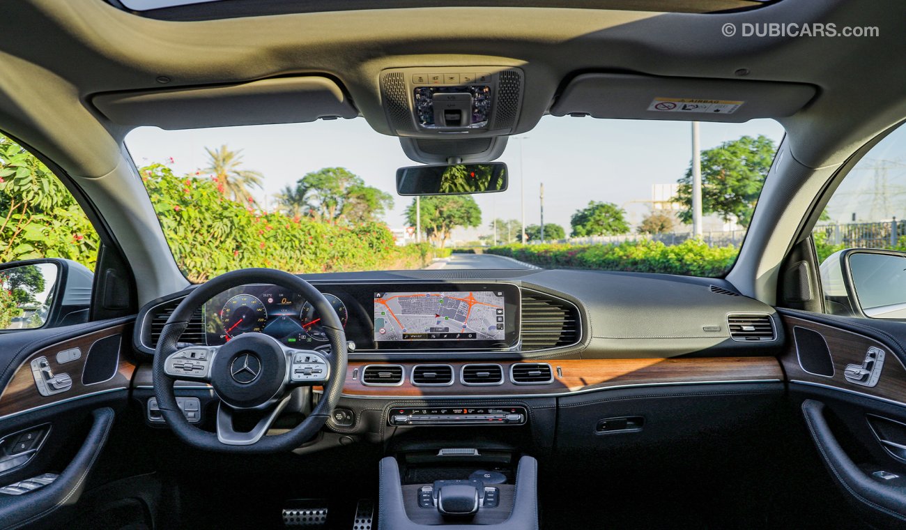 Mercedes-Benz GLE 450 AMG 2021  Coupe GCC 0km w/ 2Yrs Unlimited Mileage Warranty + 3Yrs Service @EMC