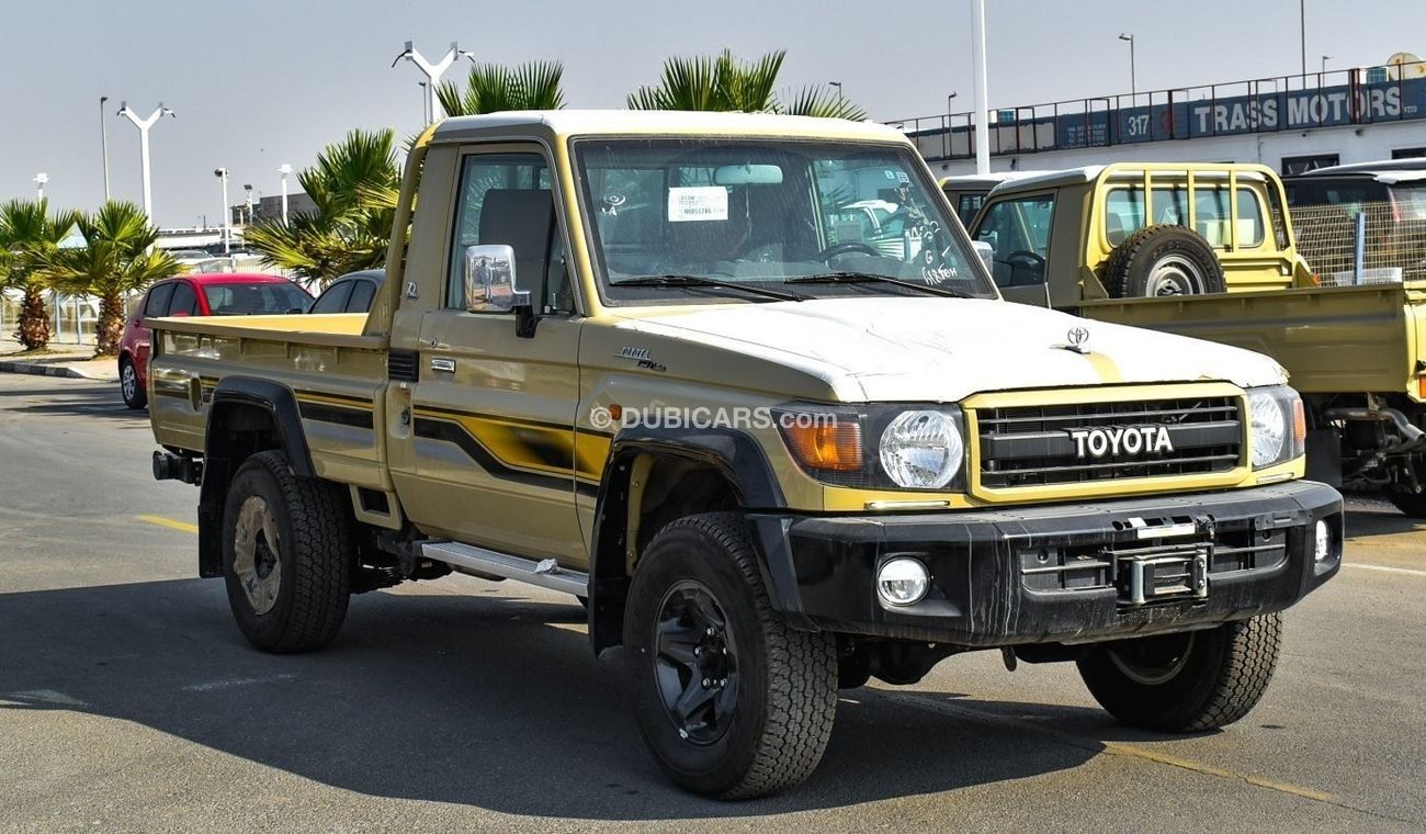 Toyota Land Cruiser Pick Up SC 4.0L V6 Petrol Single Cabin