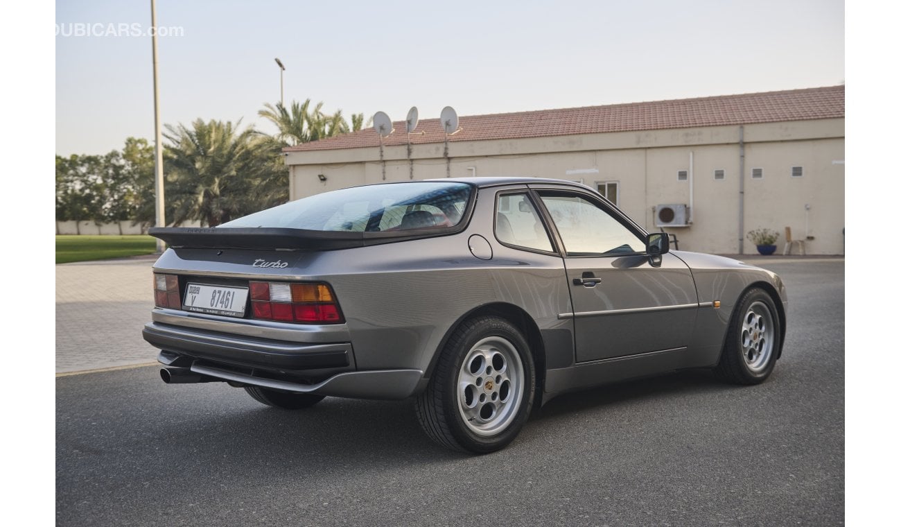 Porsche 944 Turbo with low mileage in excellent condition