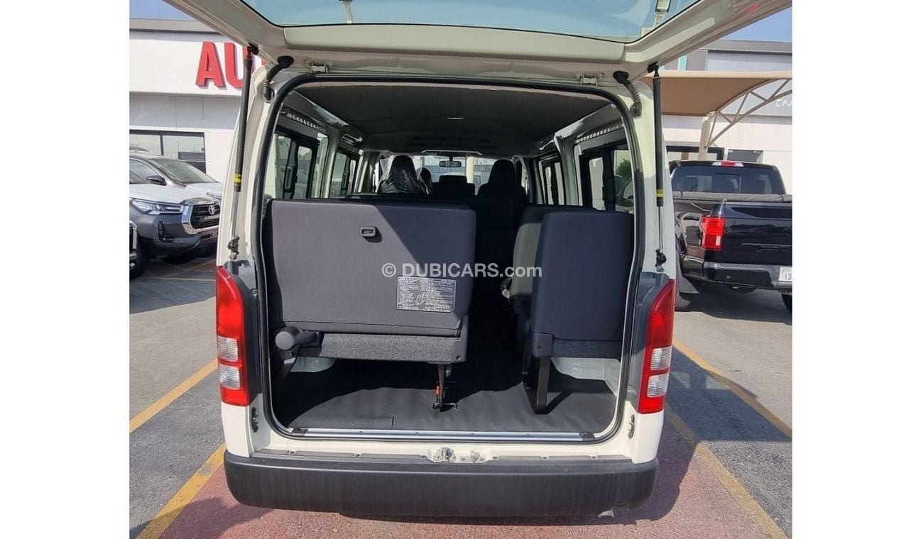 تويوتا هاياس TOYOTA HIACE VAN 2.5L DIESEL M/T STANDARD ROOF MY 2024