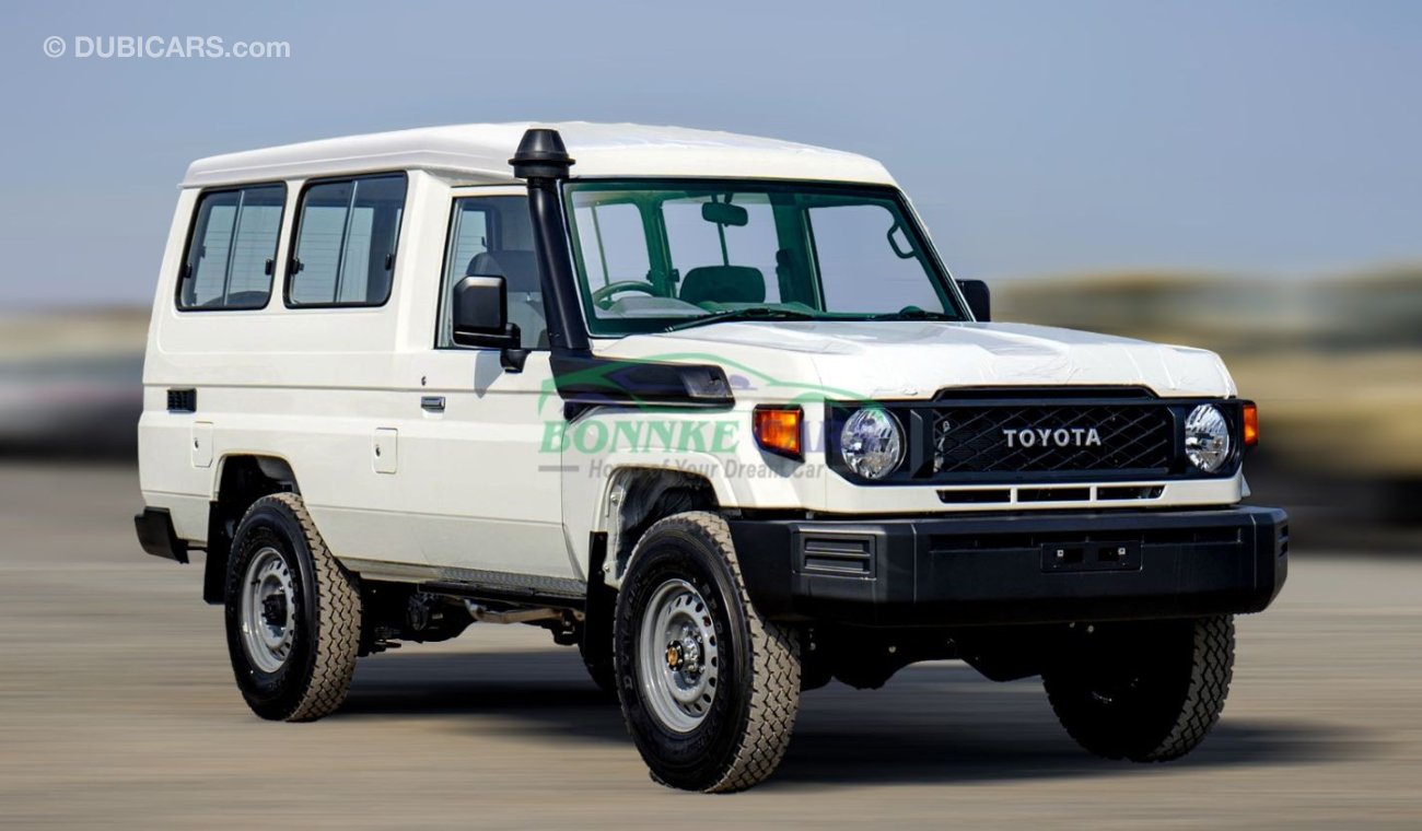 تويوتا لاند كروزر هارد توب TOYOTA LAND CRUISER HARDTOP LC78 4.2L DIESEL MANUAL TRANSMISSION RHD