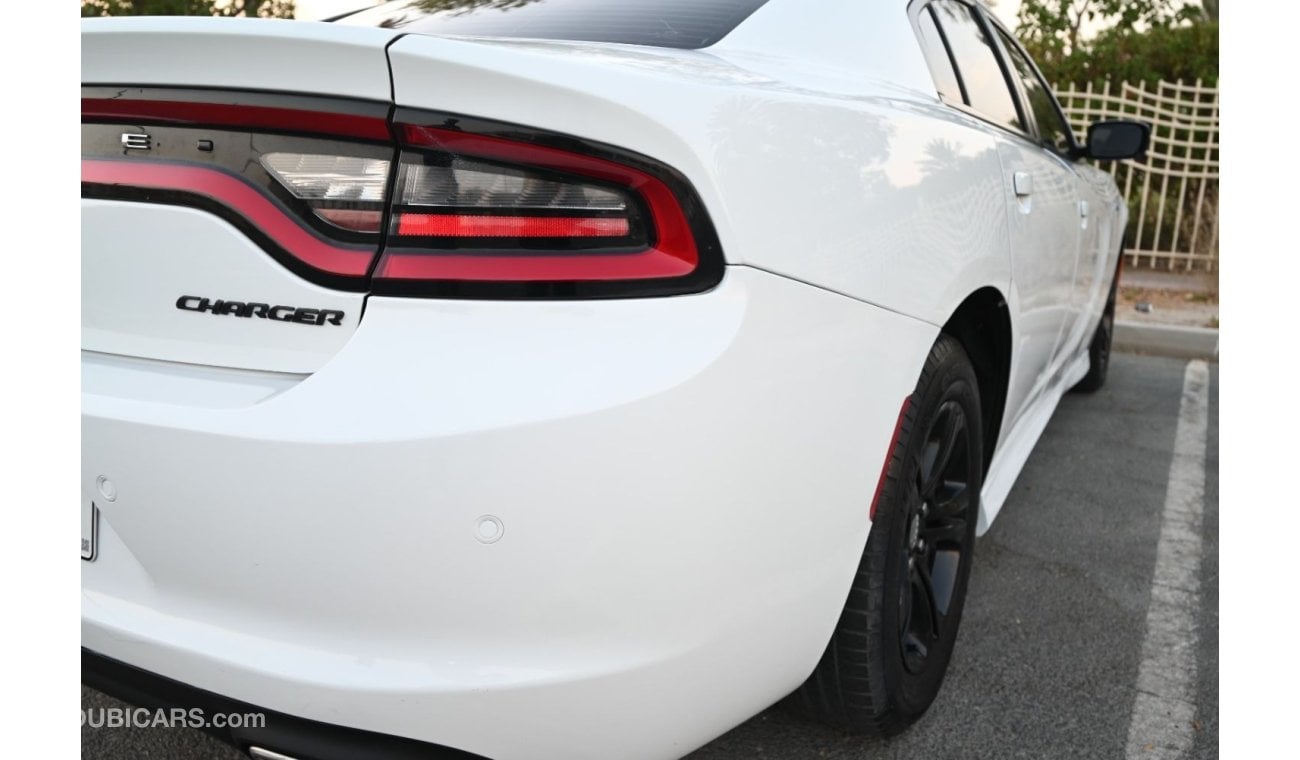 Dodge Charger 3.6L SXT Plus 0% DP - ENGINE || GEAR || CHASSIS GUARANTEE - DODGE CHARGER SXT - 2019 - 3.6TC V6 RWD