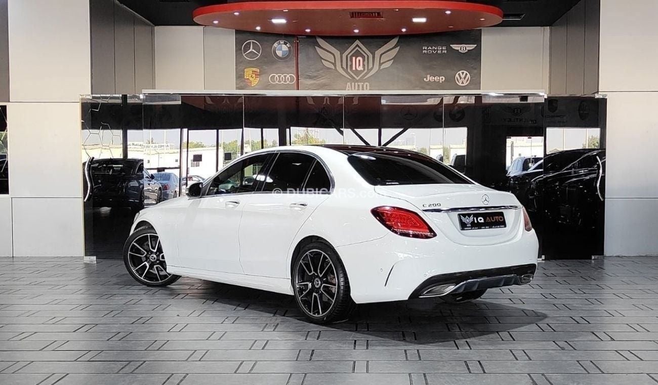 Mercedes-Benz C200 AMG Pack AED 1,900 P.M | 2019 MERCEDES-BENZ C200 AMG KIT | UNDER WARRANTY | FSH | FULL PANORAMIC VIE