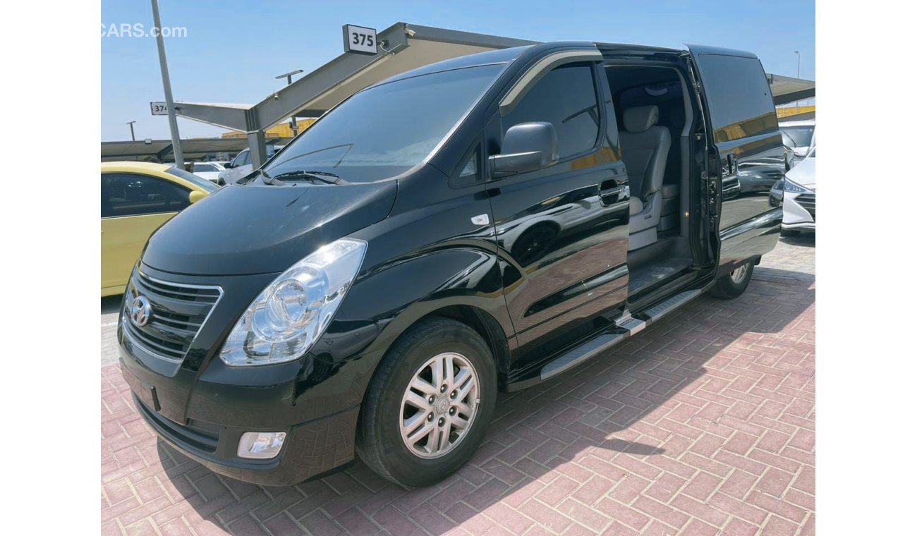 Hyundai H1 Starex