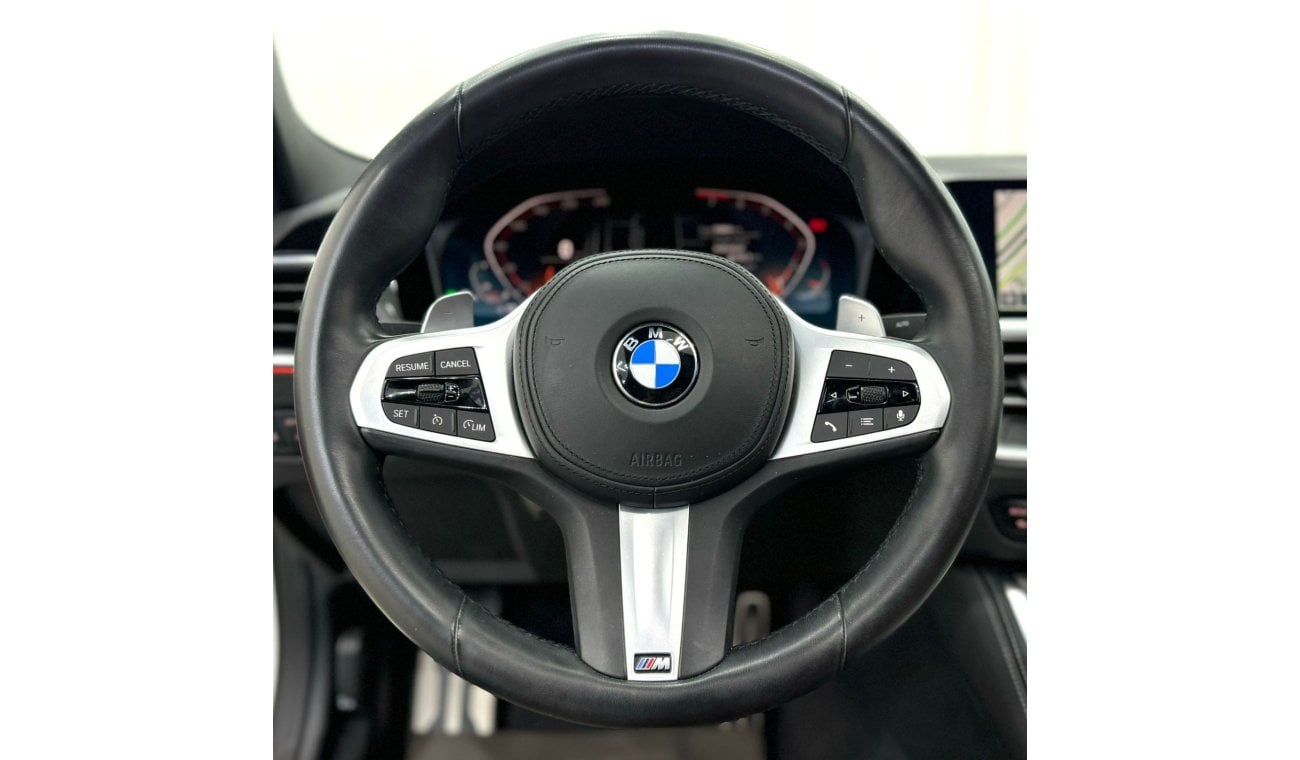 بي أم دبليو 420i Std 2022 BMW 420i M-Sport Coupe, March 2027 BMW Warranty + Service Pack, Low Kms, GCC