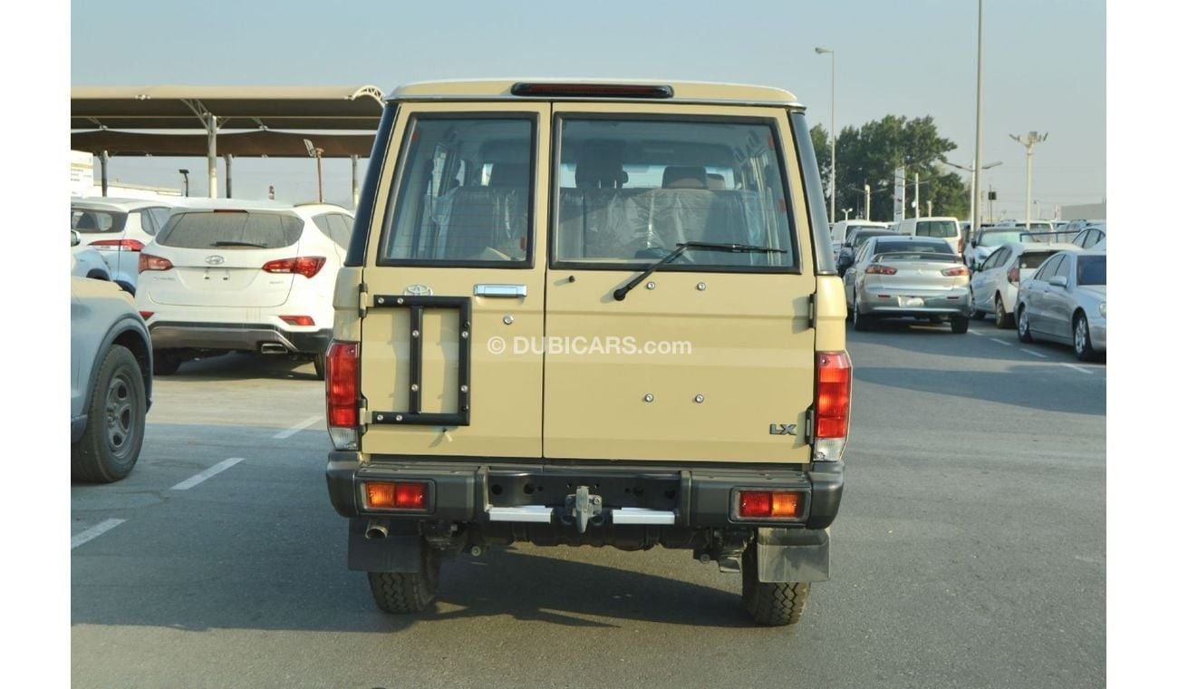 تويوتا لاند كروزر هارد توب LX Hard Top 5 Doors