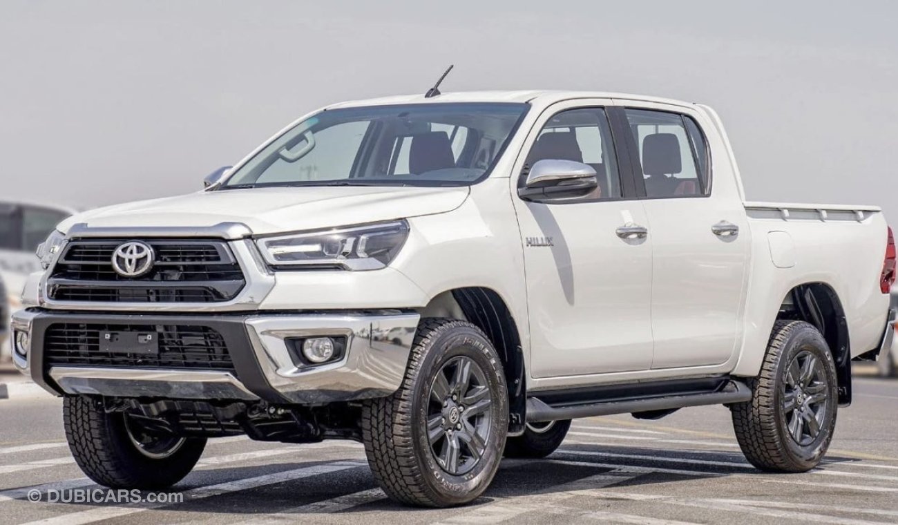 Toyota Hilux Toyota Hilux MT Sr5 2.7L petrol 2024 four wheels drives  4X4