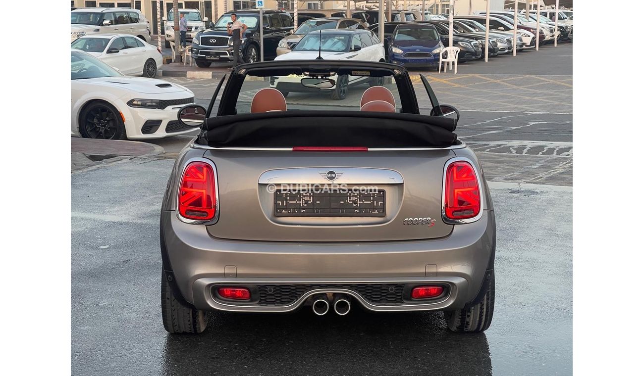 Mini Cooper John Cooper Works Mini Cooper S Convertapol_GCC_2020_Excellent Condition _Full option