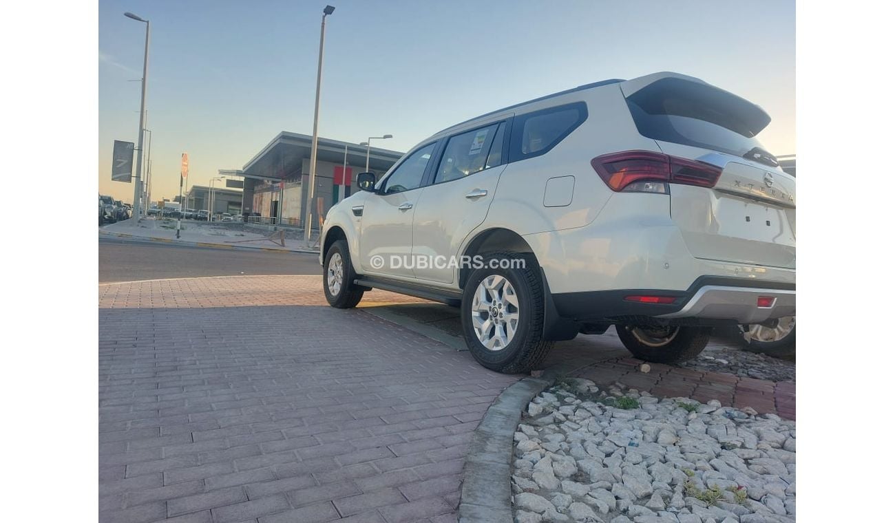 نيسان إكستيرا SE 2.5L RWD