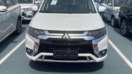 Mitsubishi Outlander Outlander enjoy 20222.0l 2wd 5 seats