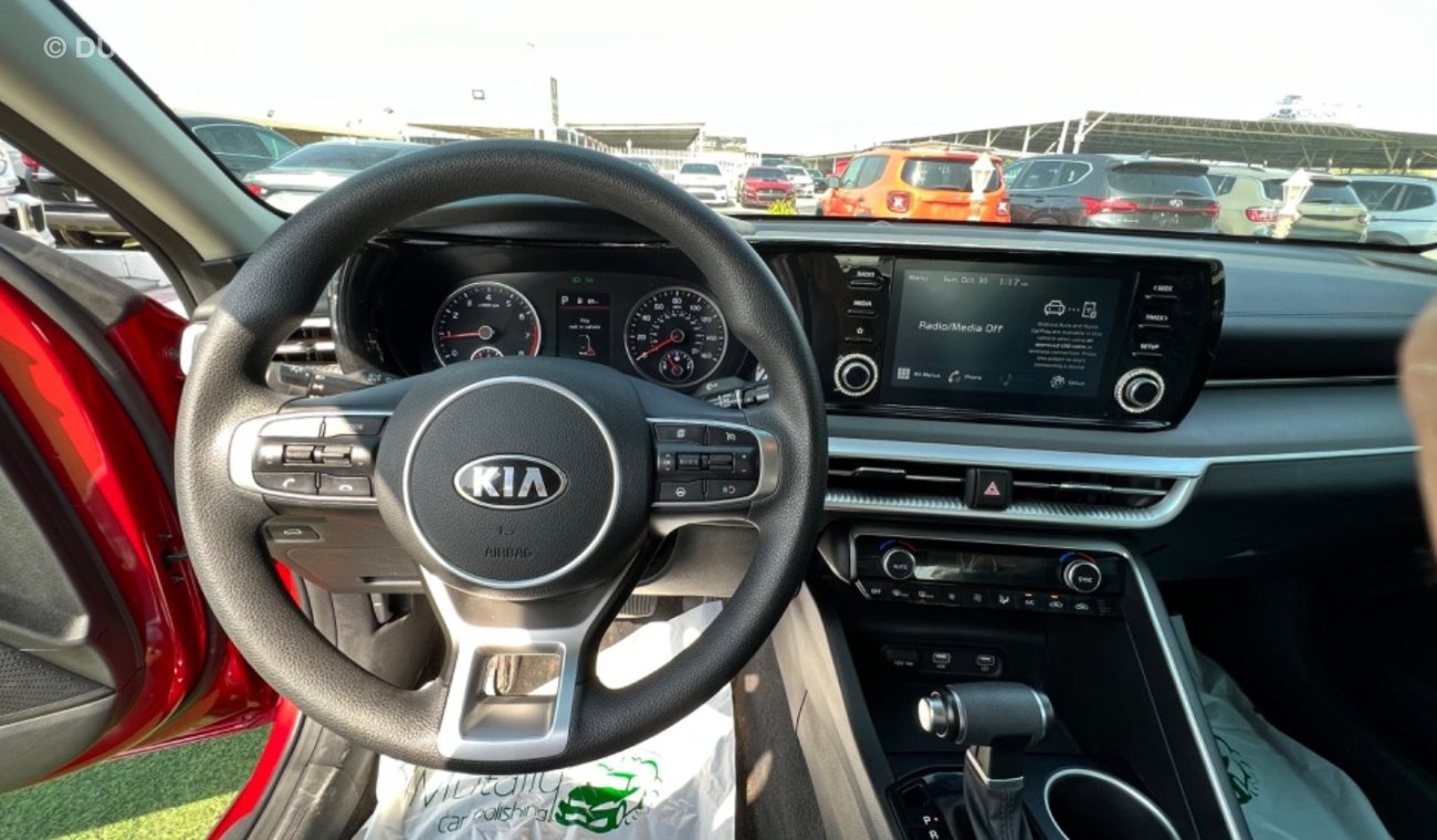 Kia K5 EX