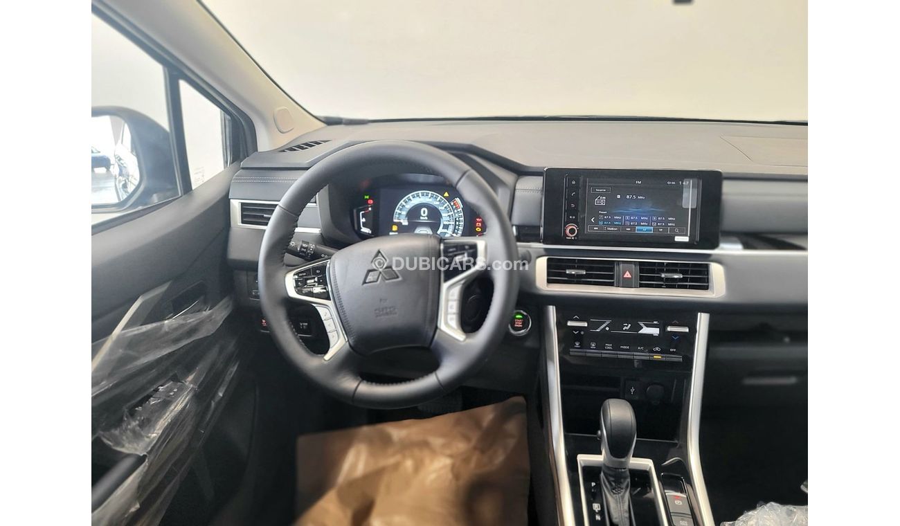 ميتسوبيشي إكسباندر MITSUBISHI XPANDER CROSS 1.5L 2024 (GCC SPECS)