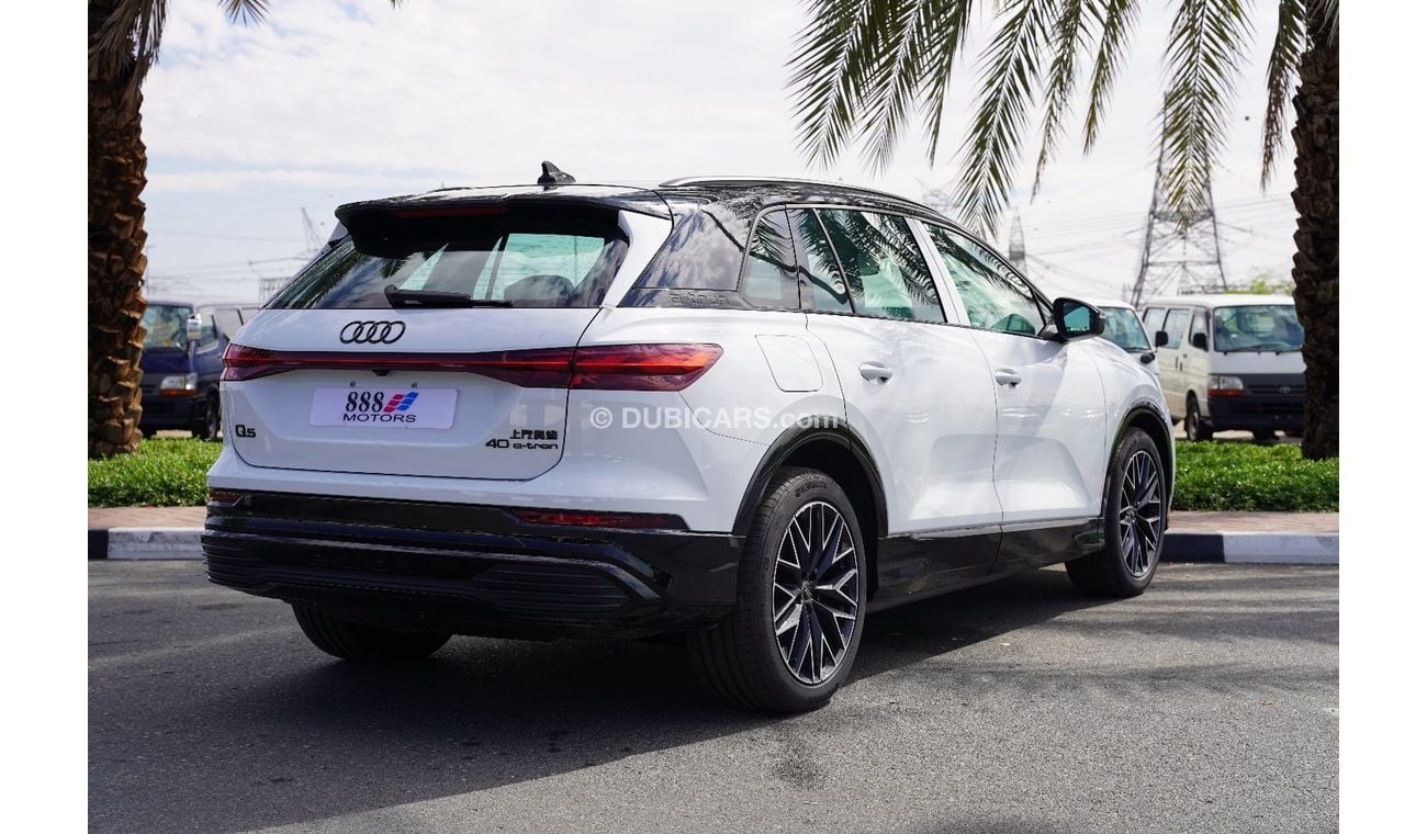 أودي Q5 2022 AUDI Q5 40 WHITE 7 Seaters 0Km