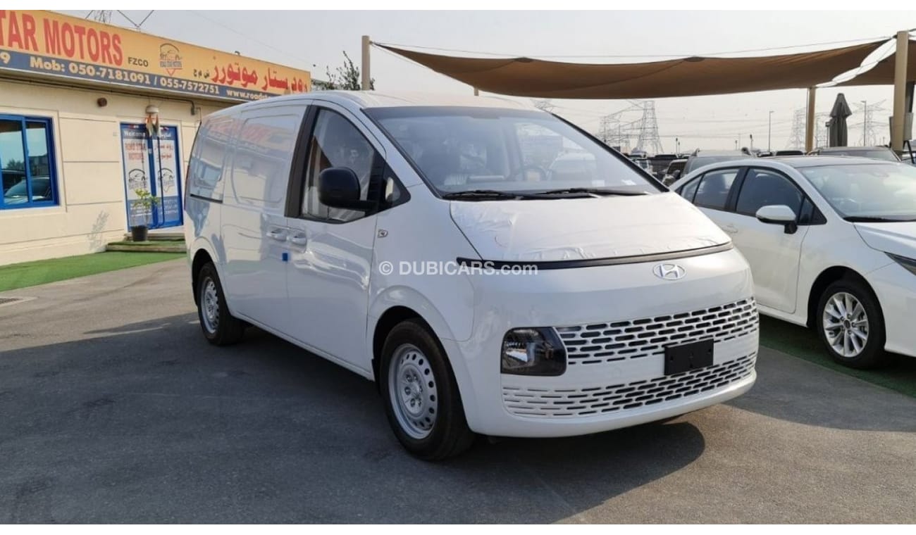 Hyundai Staria Staria Cargo Van - Automatic Transmission - Gasolin Engine 3.5 V6 - GCC