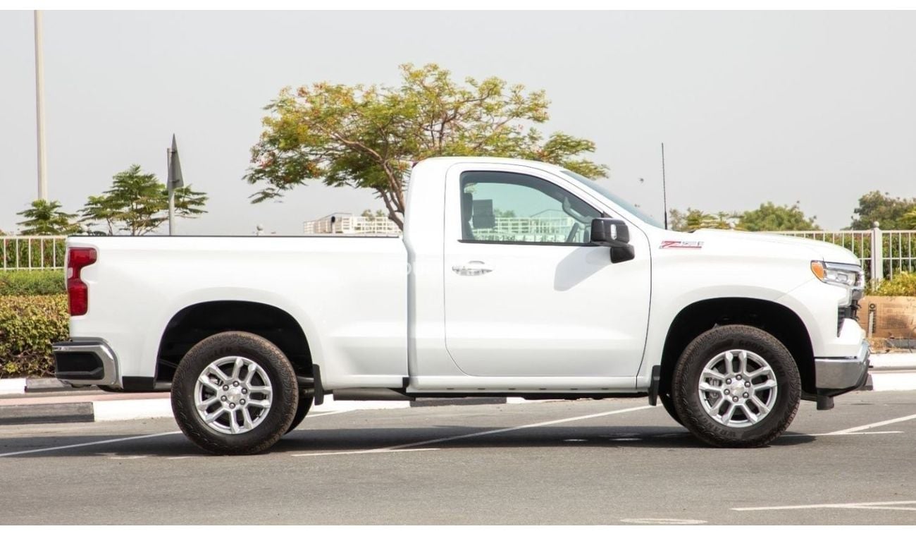 Chevrolet Silverado 1500 Z71 LT 4WD RegularCab GCC specs / 3 Years Warranty / Local Registration +5%