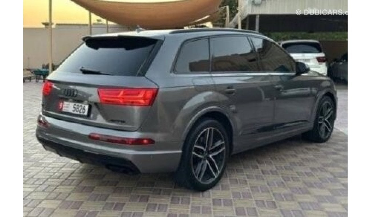 أودي Q7