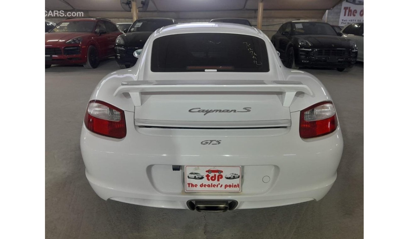 بورش كايمان PORSCHE CAYMAN 2.7L 2008, WITH 17 INCH RIMS, HALF LEATHER AND MORE..