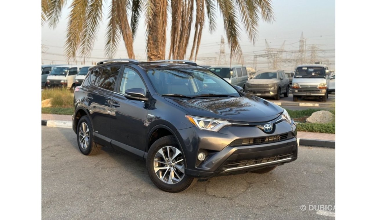 Toyota RAV4 Hybrid Toyota RAV4 2018 XLE