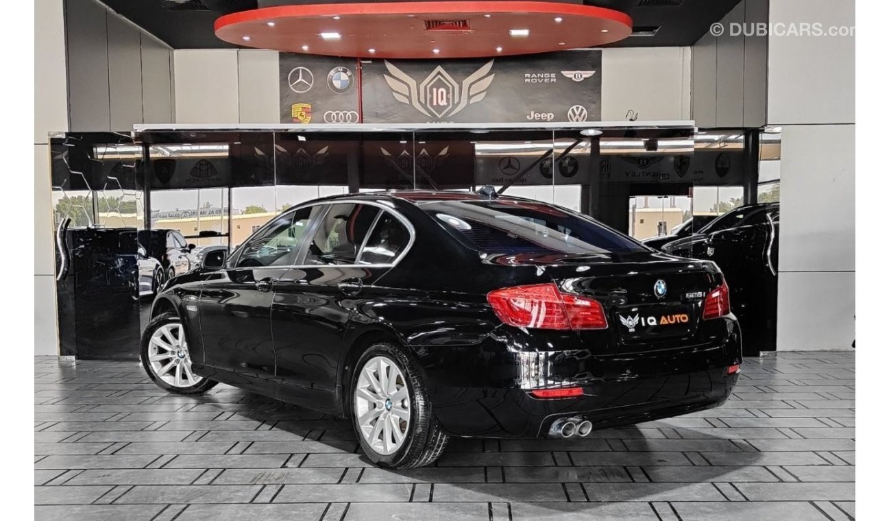 بي أم دبليو 528i AED 2,500 P.M | 2015 BMW 5 SERIES  528I EXCLUSIVE | GCC