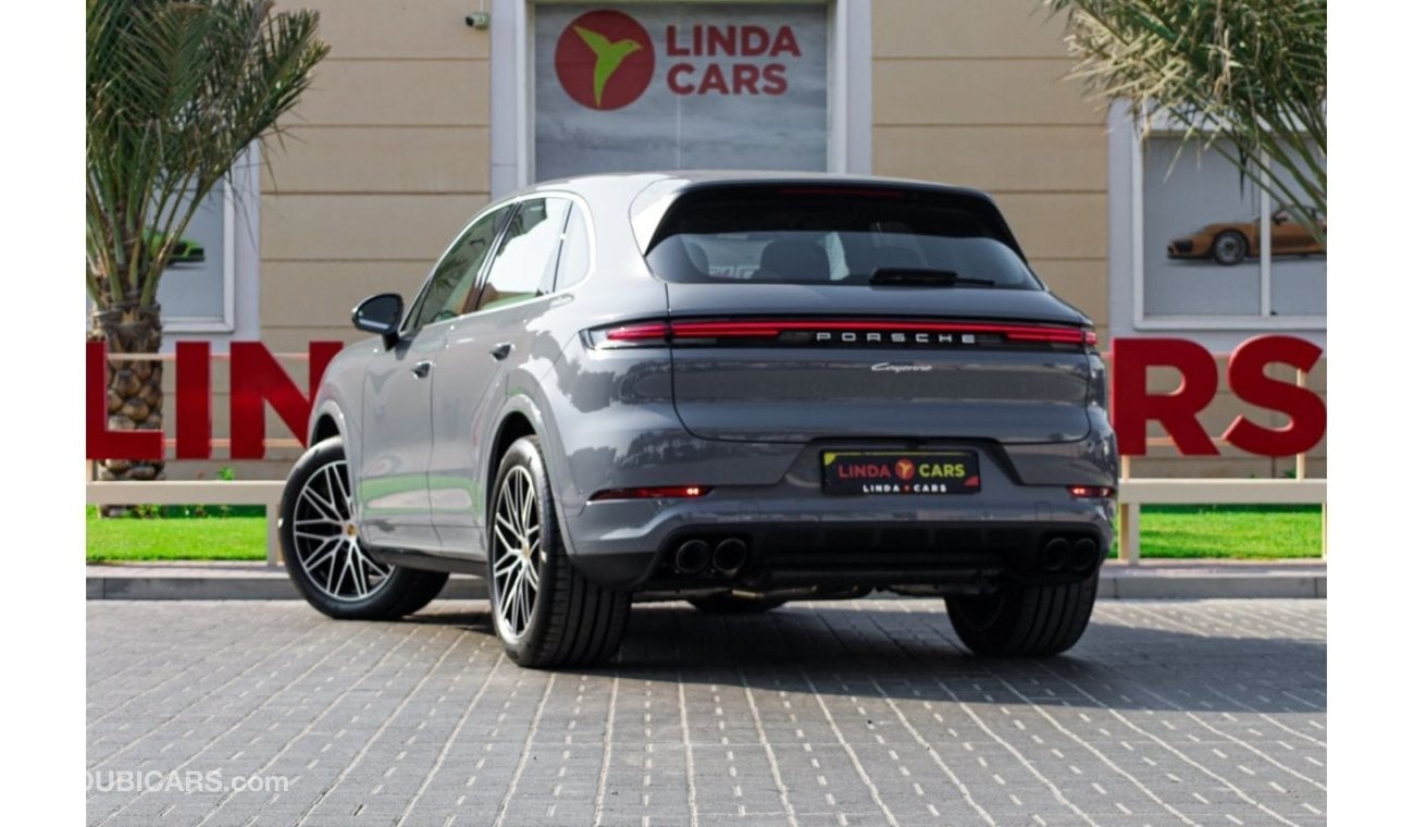 بورش كايان Porsche Cayenne 2024 GCC under Agency Warranty with Flexible Down-Payment.