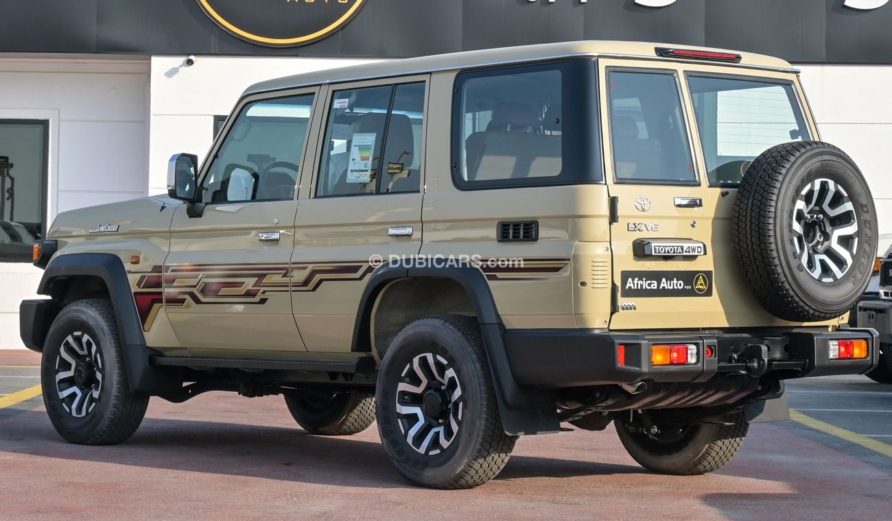 Toyota Land Cruiser 70 LC76 4.0L AT LX  YM 2024