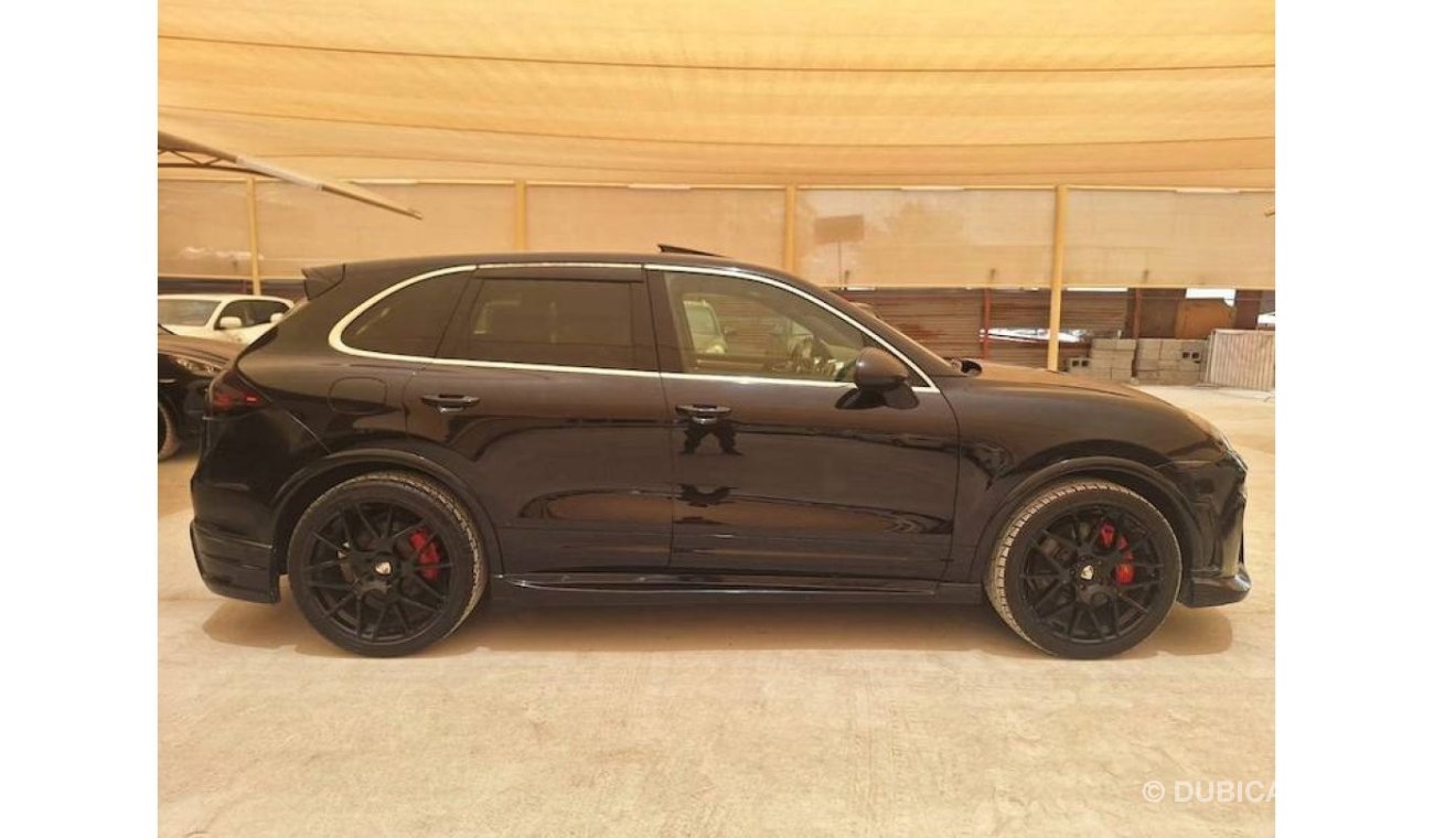 Porsche Cayenne PORSCHE CAYENNE 4.8L TURBO WITH SUNROOF AND AERO BODY KIT 2011 IN EXCELLENT CONDITION