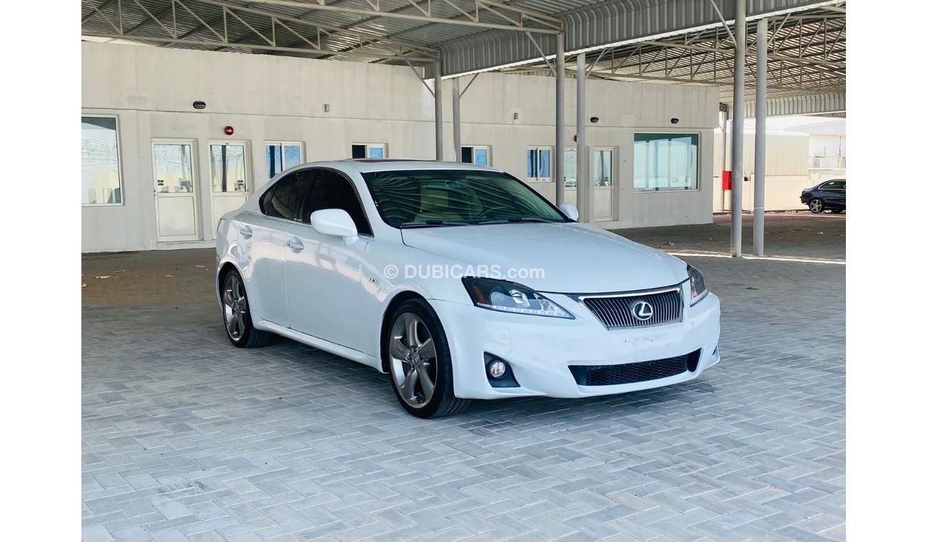 Lexus IS300 Good condition car GCC