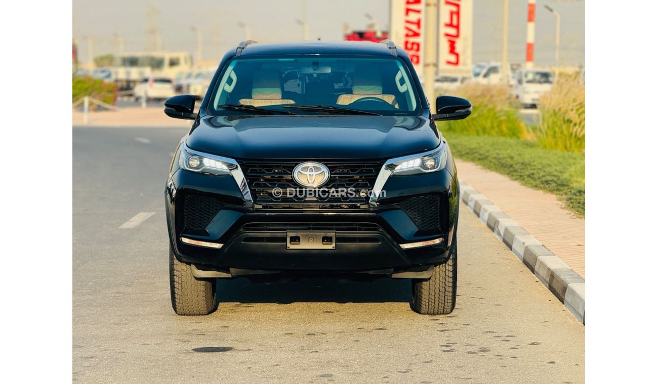 تويوتا فورتونر Toyota Fortuner 2021 black LHD