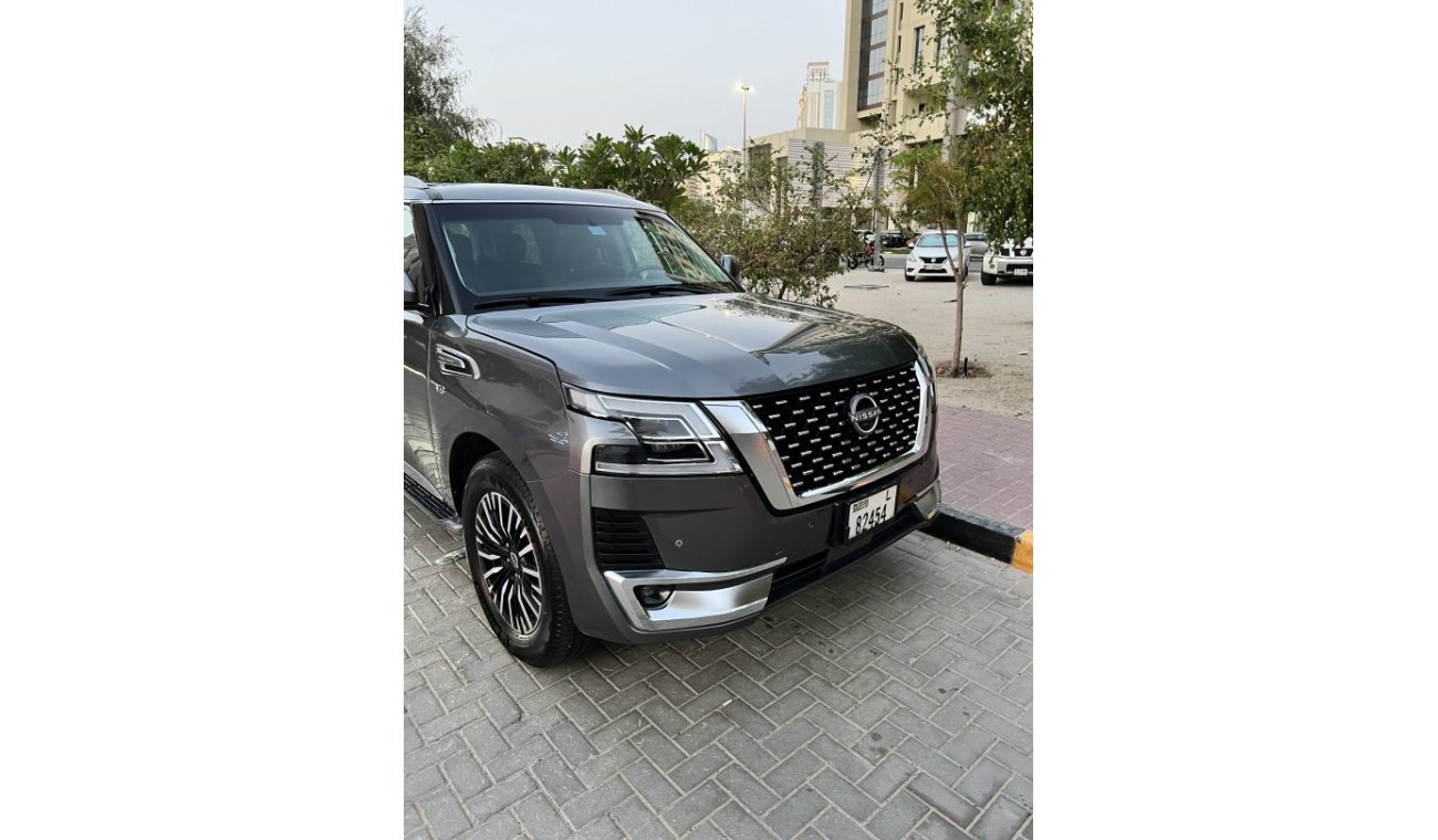 Nissan Patrol LE Ttitanium 5.6 V8 GCC