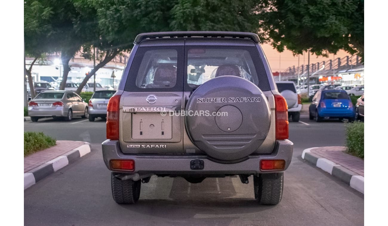 Nissan Patrol Super Safari NISSAN PATROL SUPER SAFARI 4.8L AWD 2022 | SUNROOF | REAR CAMERA | SUNROOF | DIFFERENTIAL LOCK | POW