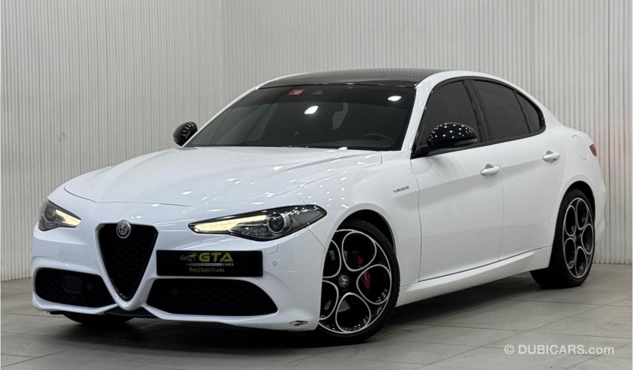 ألفا روميو جوليا 2023 Alfa Romeo Giulia Veloce, Dec 2027 Agency Warranty + Service Package, Full Service History, GCC