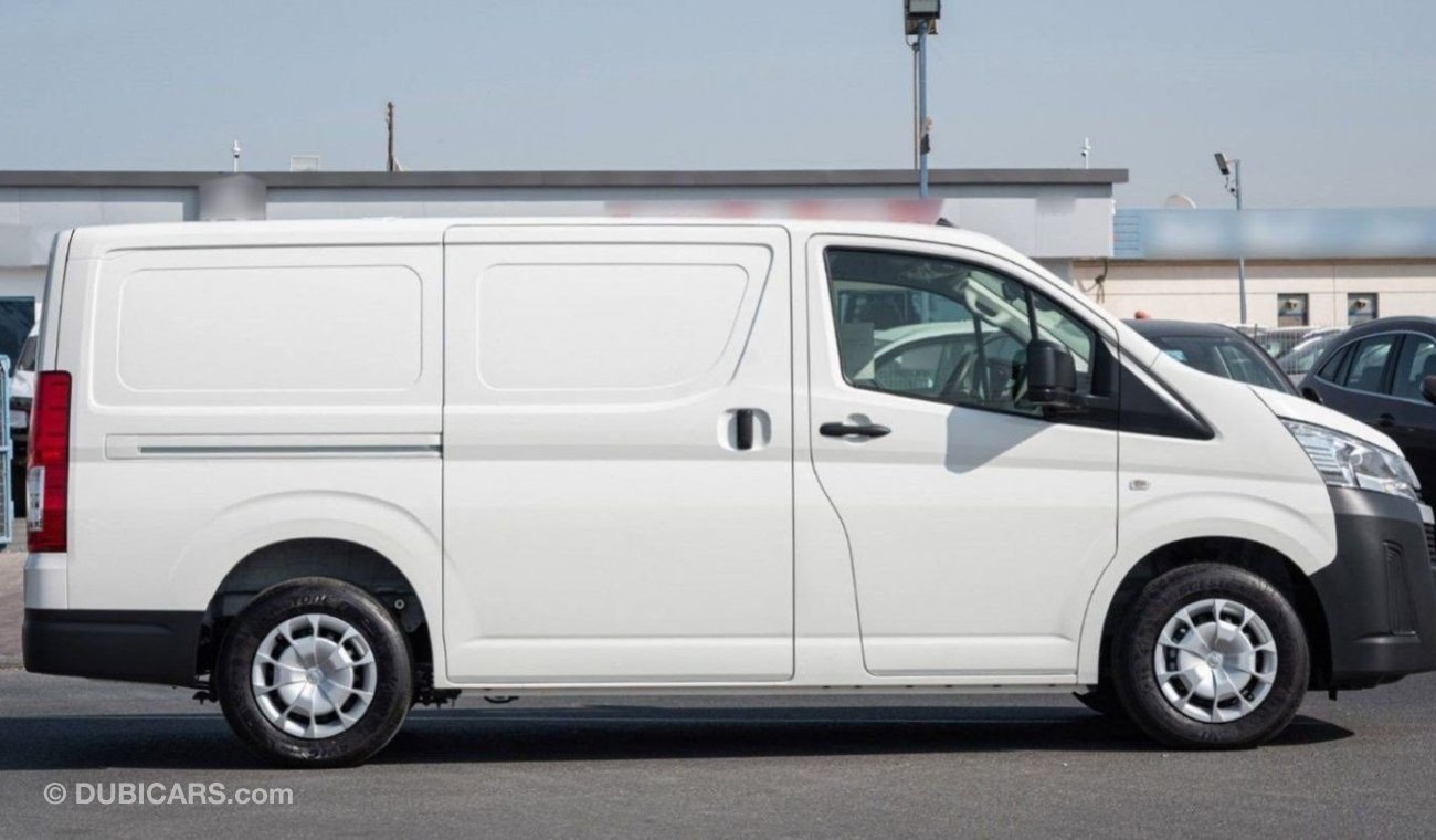 Toyota Hiace STD 2.8D MT CARGO MY2024