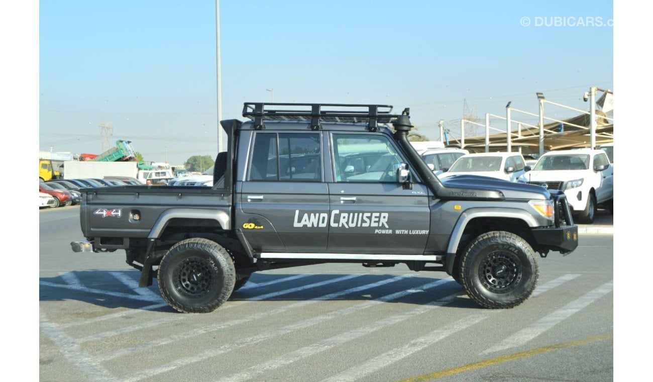 Toyota Land Cruiser Pick Up Double cabin Perfect inside and out