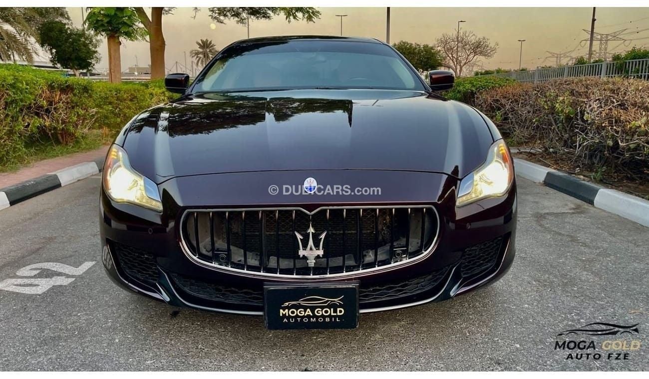 Maserati Quattroporte Base 3.0L