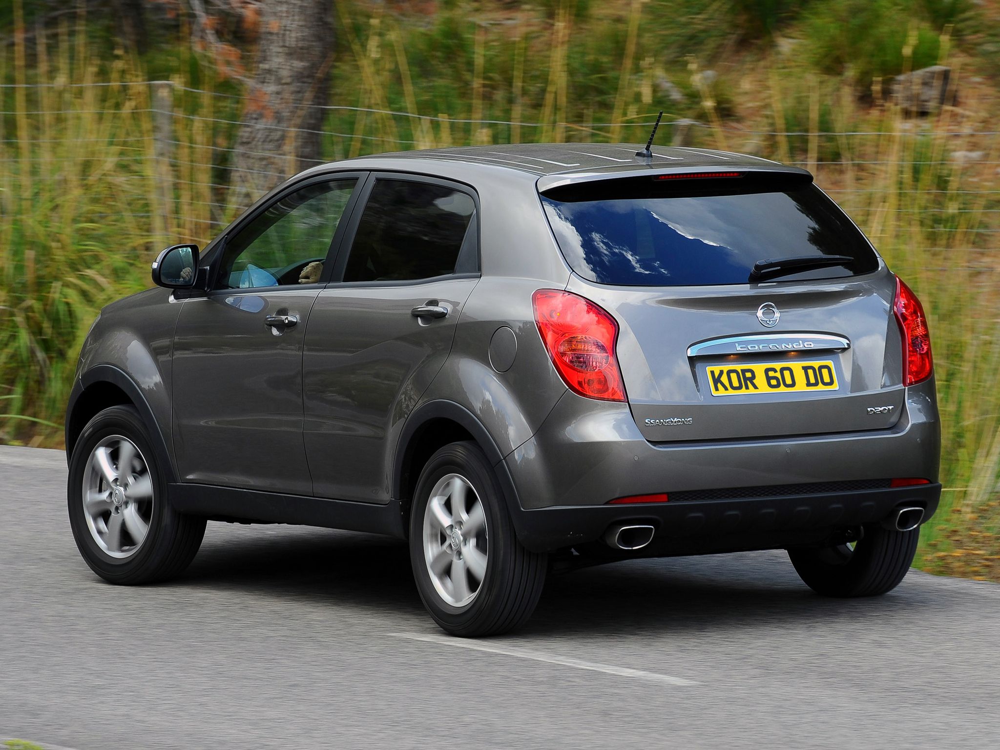 Ssangyong Actyon exterior - Rear Right Angled